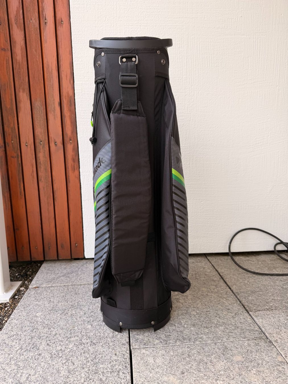 Taylor Made Borse: TaylorMade Golf Bag – Nuovo (secondo la descrizione) da Cham venduto da jad_2vjh 4