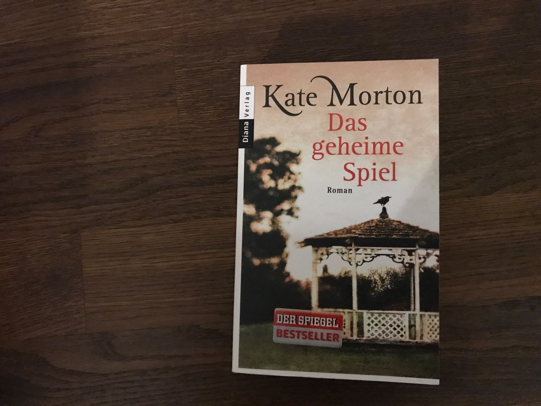 Libri: Das geheime Spiel - Kate Morton – Usato da Zuzwil BE venduto da feluna3