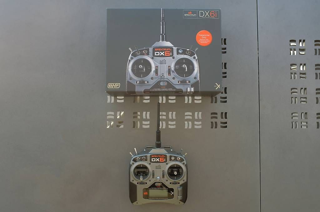 Spektrum Fernsteuerungen: Spektrum DX6i – Gebraucht aus Seftigen von TheTjur