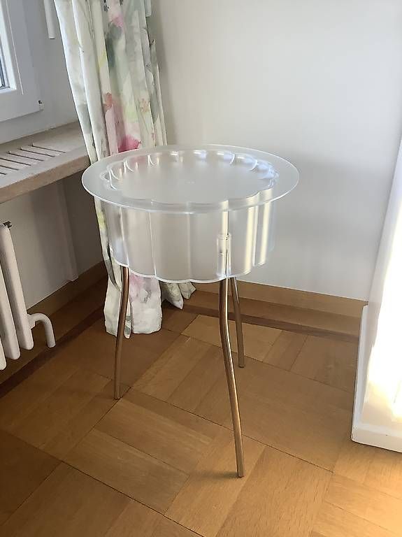 Ikea Comodini: Ikea Hatten Beistelltisch – Usato da Wohlen AG venduto da tigrita