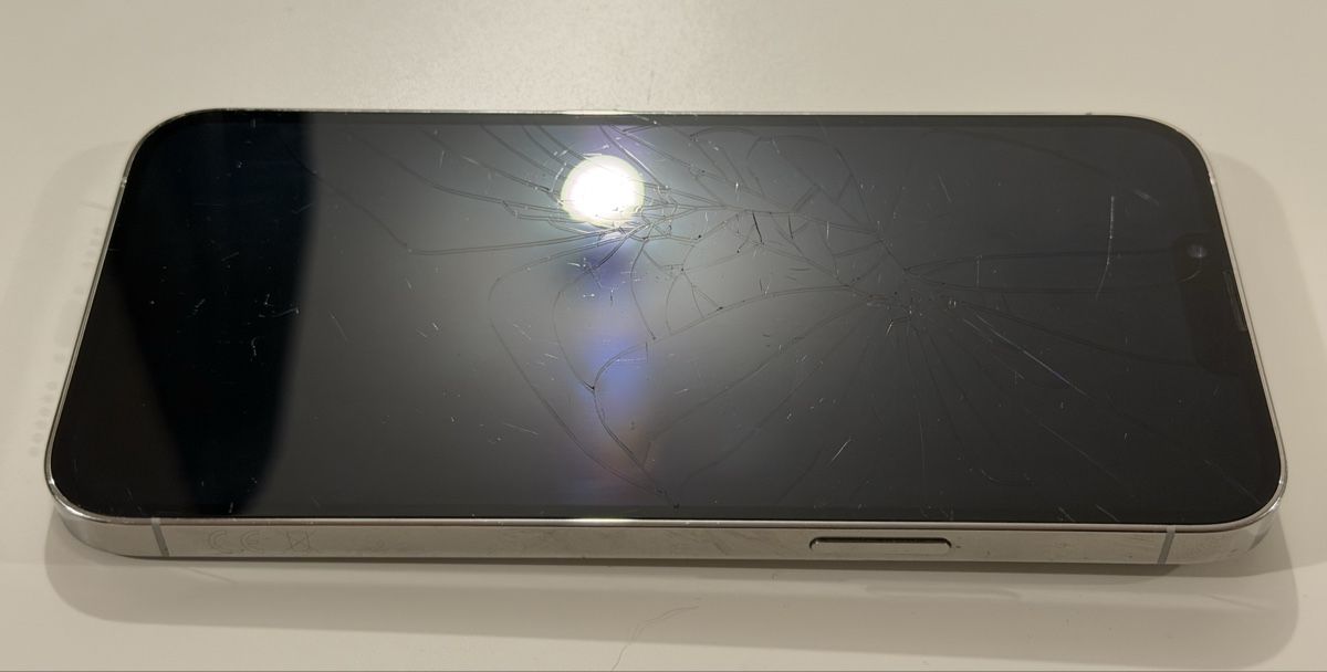Apple Portables: Apple iPhone 13 Pro Max 128 Go argent – D'occasion à Yverdon-les-Bains par AVRS.CH 4