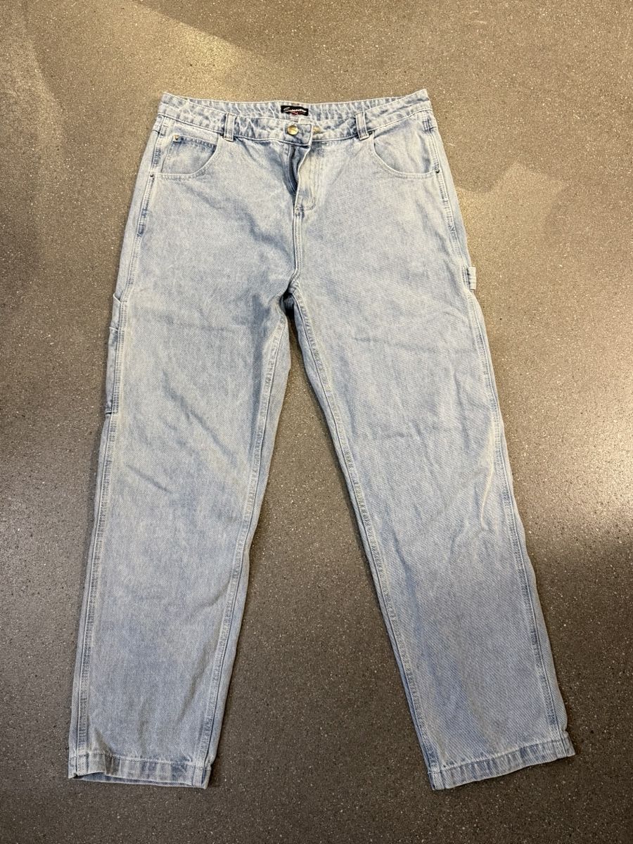 Jeans: Jeans hellblau Grösse 38  – D'occasion à Niederbipp par Swiss_855