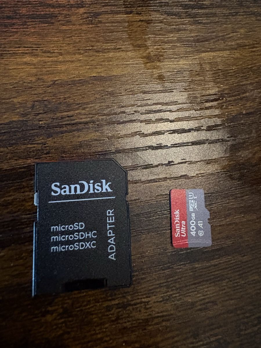 Schede di memoria: SanDisk Ultra microSDXC 400 GB mit SD-Adapter – Usato da Aarau venduto da ruedinho