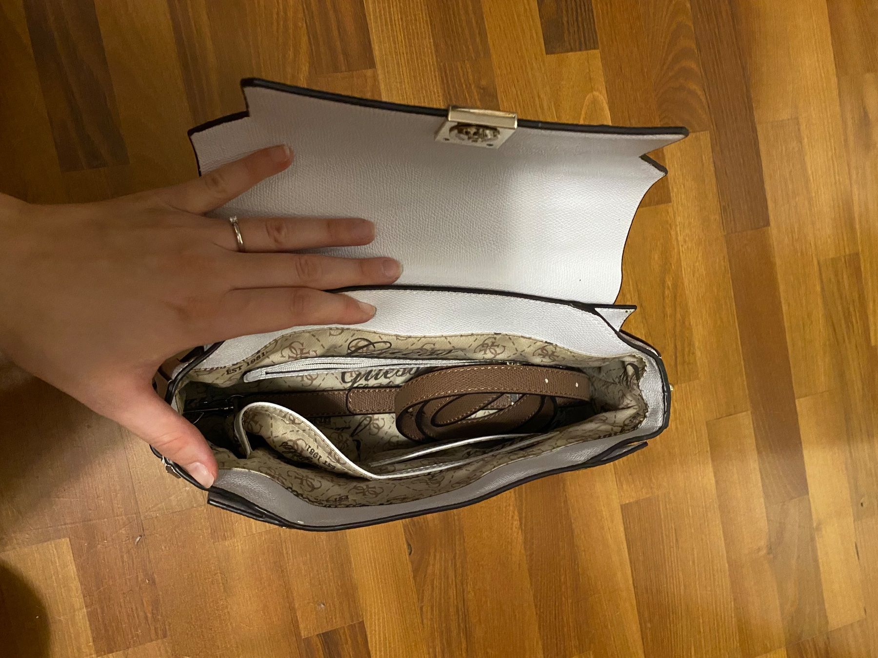 Guess Borse da donna: Guess Tasche – Usato da Oberbüren venduto da wuna123 3