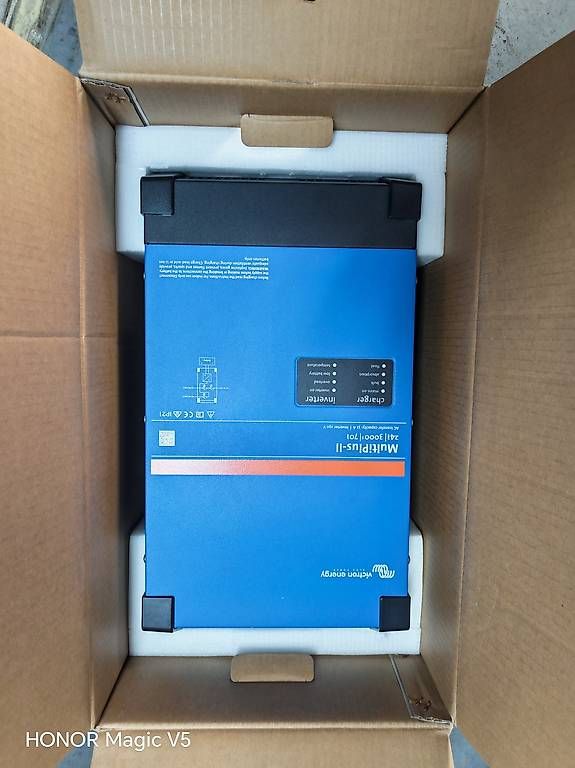 Wechselrichter: Victron Multiplus 24 3000/70 neu.  – Neu und originalverpackt aus Mamishaus von raphael4954 2