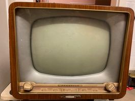 Sammlerstück: S/W Röhrenfernseher Fähnrich, 1960 Vintage TV