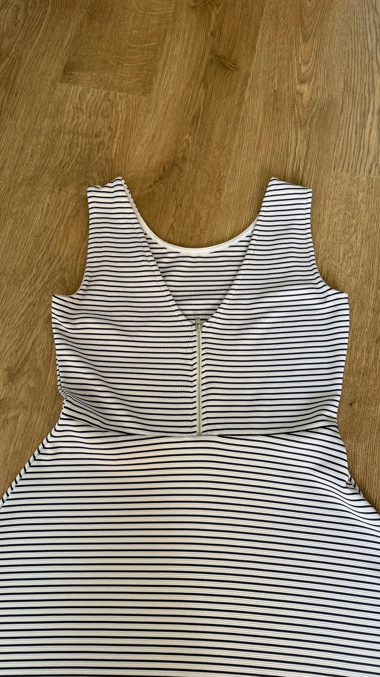 C&A Vestiti: Magnifique robe marine, taille L – Usato da Yverdon-les-Bains venduto da _sabrinah_ 1