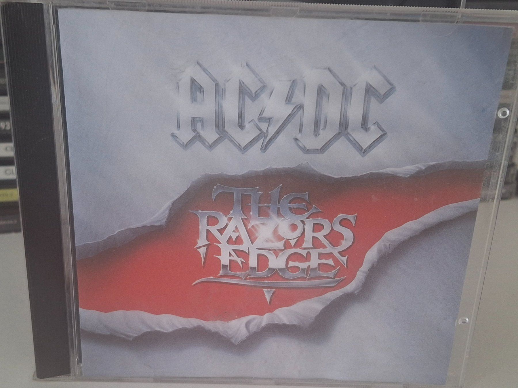 CDs: CD AC/DC - The Razors Edge – Gebraucht aus Aarberg von Jackup1