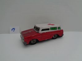 Krankenwagen MF 732 China 70er Jahre