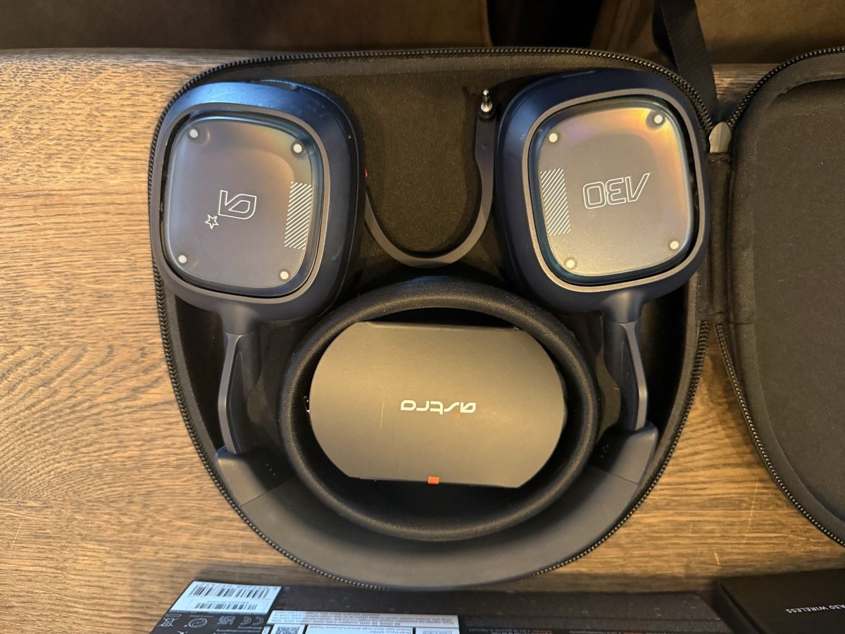 Logitech Casques audio: Logitech G ASTRO A30 Wireless – Neuf (Voir description) à Aadorf par Apoly 2