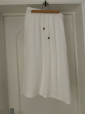 Rock weiss S Oliver neu mit Etikette