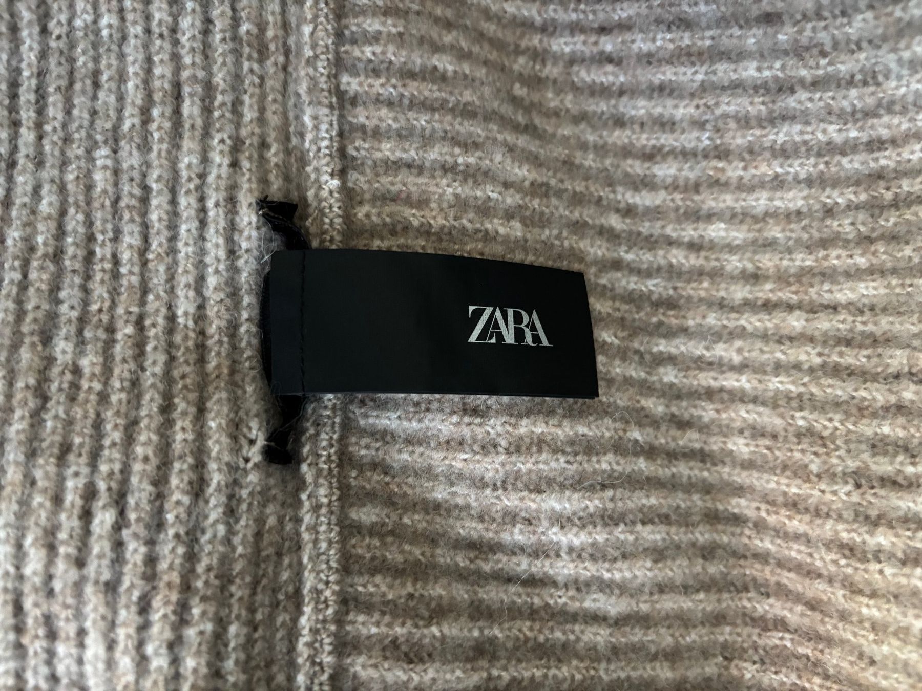 Zara Foulard & Sciarpe: ZARA Schalkragen neu – Nuovo (secondo la descrizione) da Merishausen venduto da yourdream 5