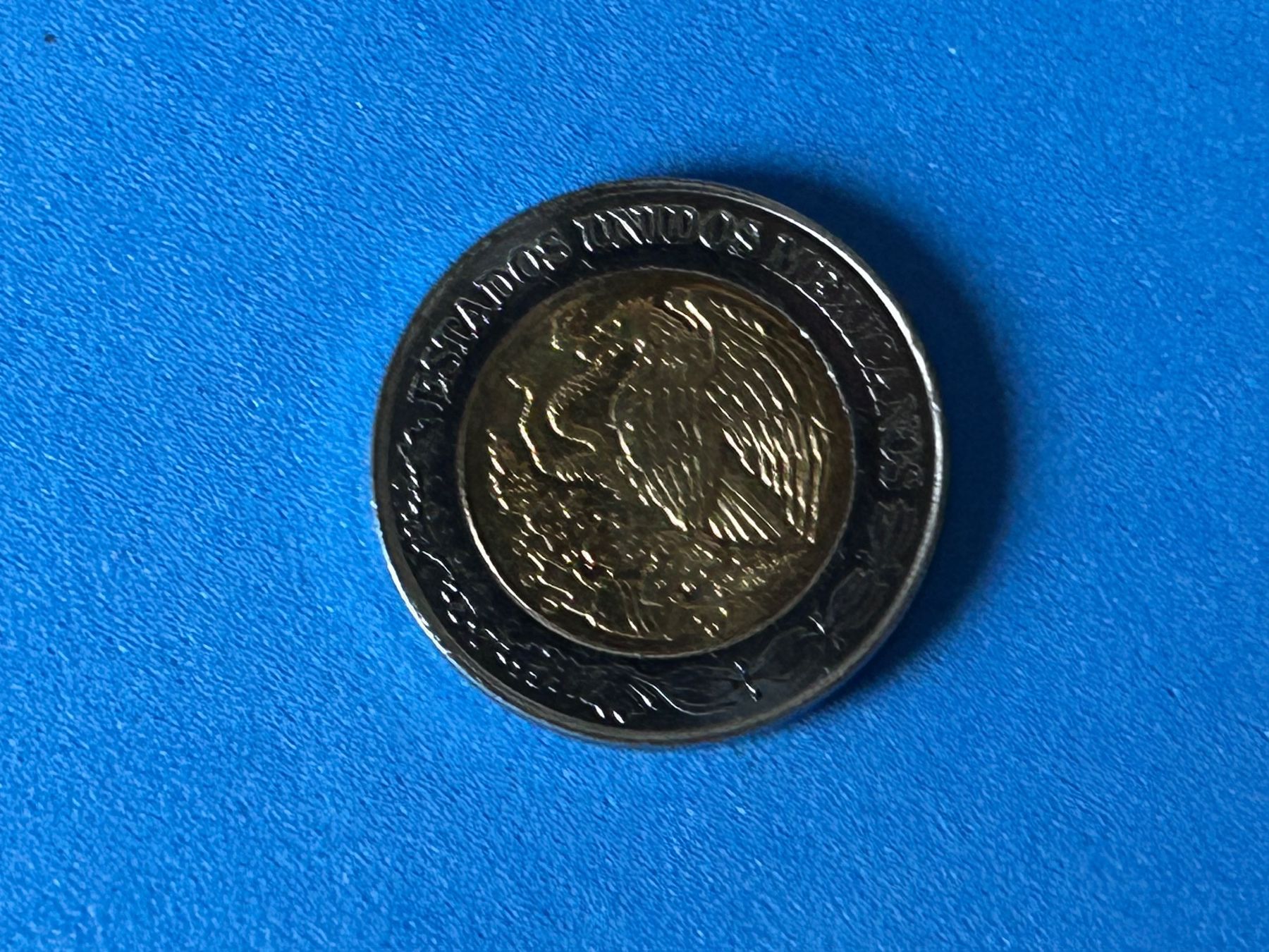 Tutti le monete: Mexico - 1 Peso 2013 – Usato da Corcelles NE venduto da AJKader 5