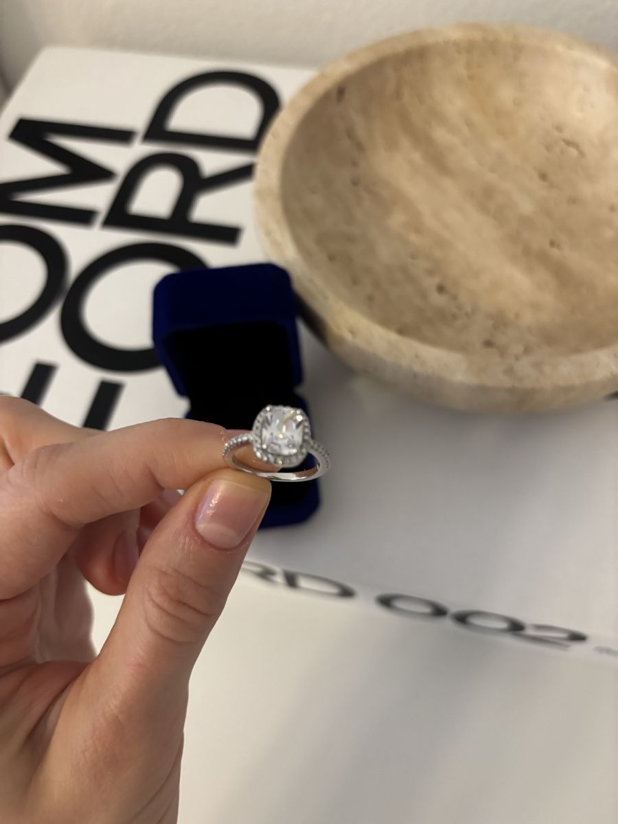 Anelli: Emerald Engagement Ring with Diamonds – Nuovo (secondo la descrizione) da Horgen venduto da lme_8kj7 2
