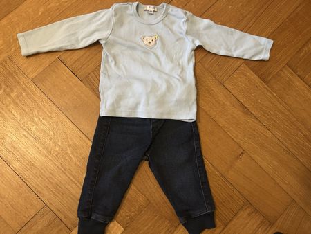 Neuwertige 3-FederJeans mit niedlichem longsleeve von Steiff