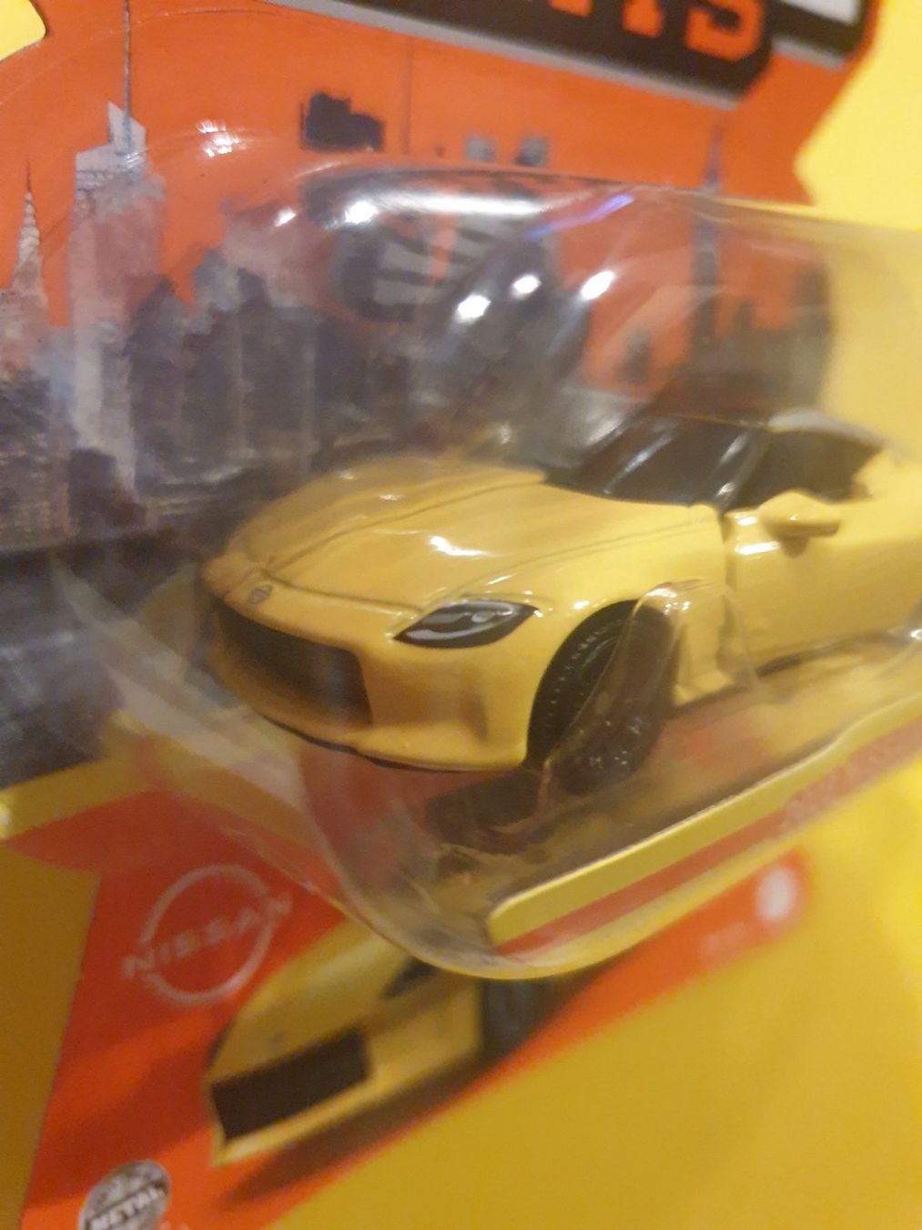 Matchbox Modellini d'auto: Matchbox 2023 NISSAN Z – Nuovo e nell'imballaggio originale da Oftringen venduto da Rotor 3