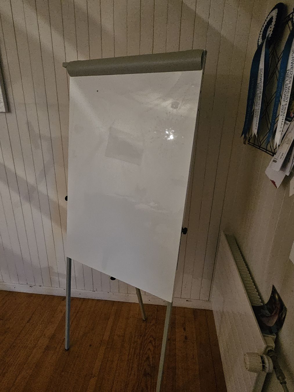 Lavagne: Flipchart mit Ständer für Büro oder Schule gebraucht – Usato da Buchrain venduto da daywalker28 1