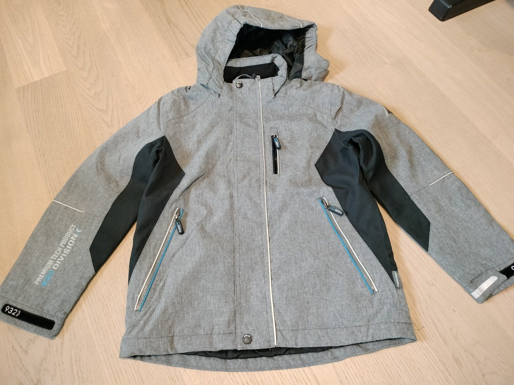 Giacche & Cappotti: Übergangsjacke Kinder Grösse 140 – Usato da Neftenbach venduto da TheKringel