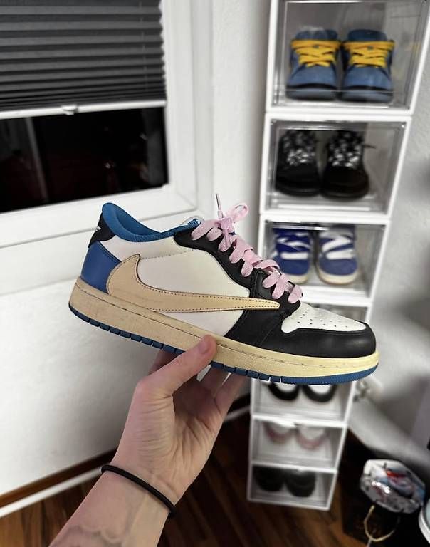 Scarpe da uomo: Travis Scott Jordan 1 low – Usato da Lupfig venduto da CEichi812