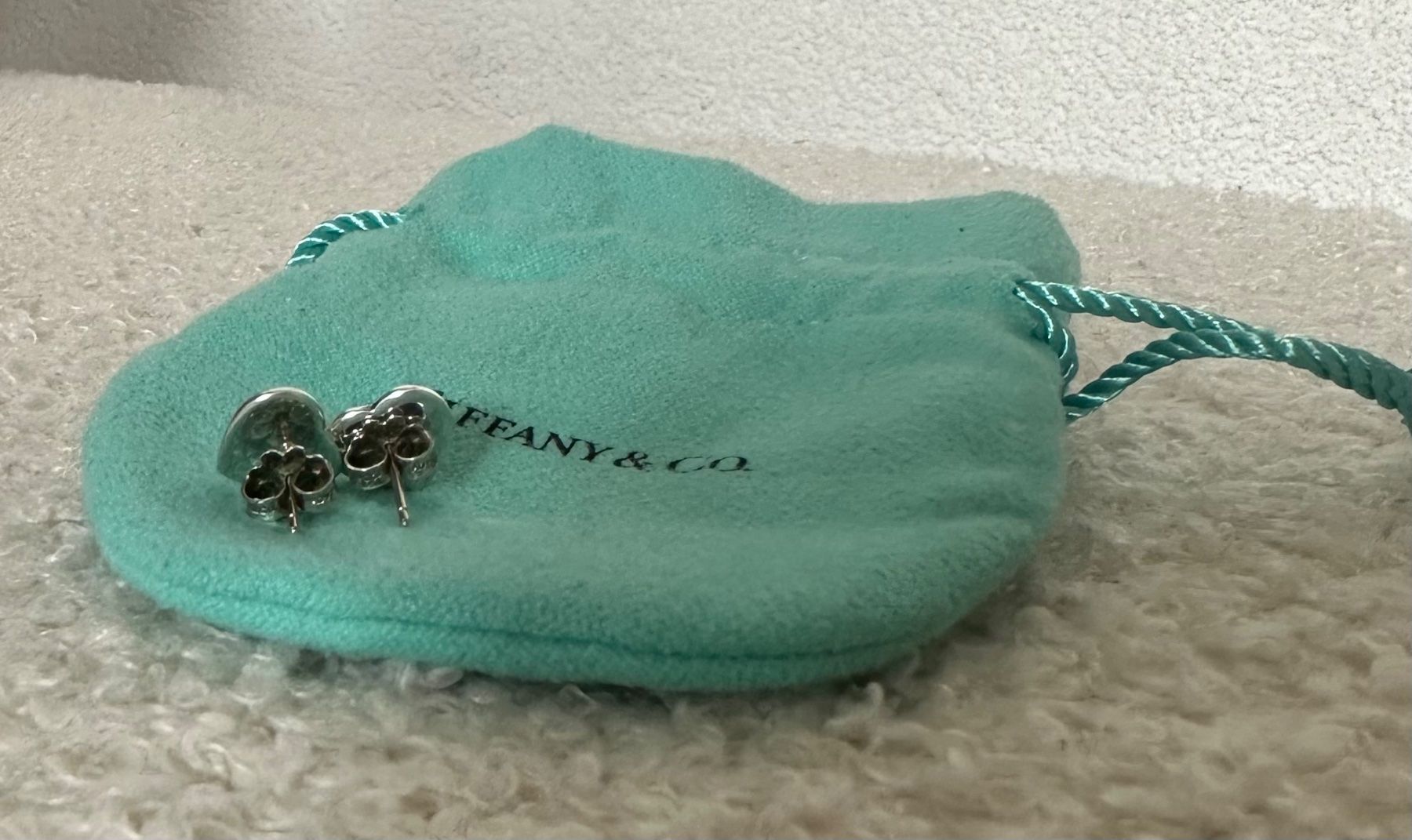Tiffany & Co. Orecchini pendenti & Orecchini a lobo: Tiffany&Co Herzohrringe – Usato da Laufenburg venduto da oli_w7rd 2