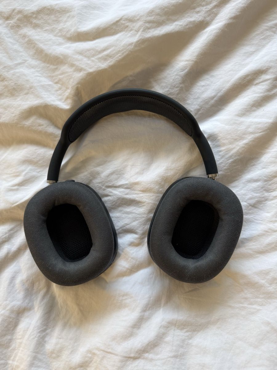 Apple Cuffie: AirPods Max Midnight  – Usato da Genève venduto da sel_xpk9 3