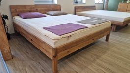 Hüsler Nest 180 x 200 cm Inhalt und Rahmen