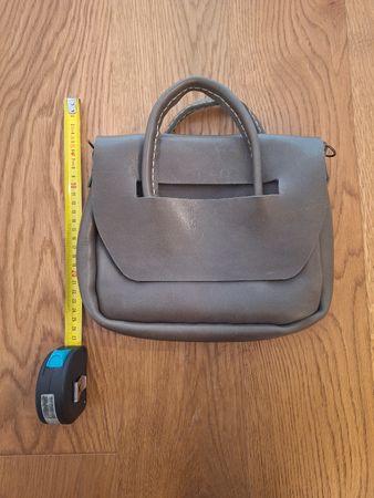 Grau-khaki Handtasche aus Leder