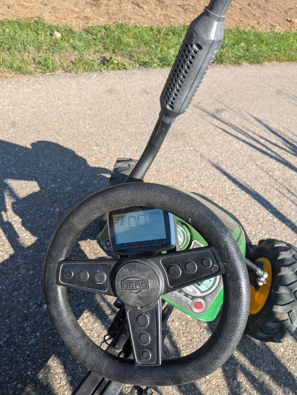 John Deere Fahrzeuge für Kinder: Berg E-Gokart mit Anhänger – Gebraucht aus Affoltern am Albis von Wisel80 2