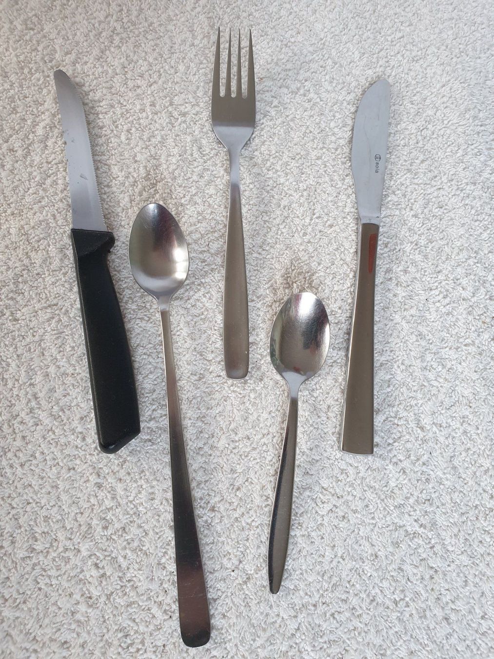 Set di posate: Besteck-Set Rostfrei (E) – Usato da Biel/Bienne venduto da Bormida64