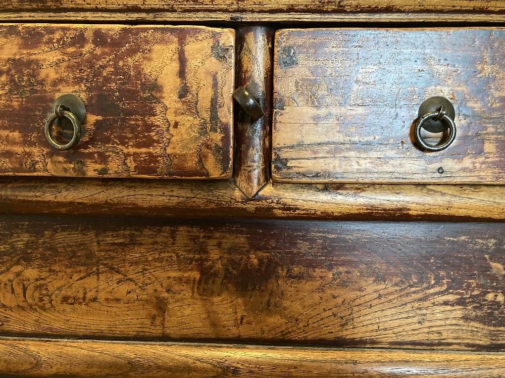 Commodes: Splendide table ancienne chinoise – D'occasion à Lausanne par ste_6cmk 1