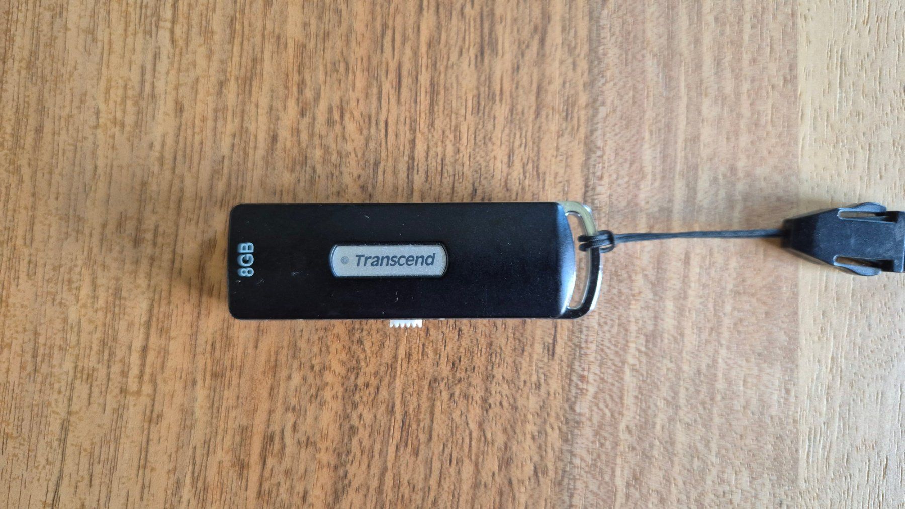 USB Sticks: Transcend USB Stick 8GB Schwarz mit Lanyard – D'occasion à Lumbrein par gianandris 1