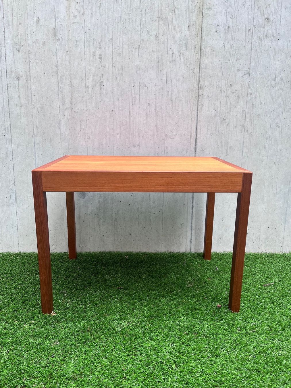 Tische: Beistelltisch aus Teak – Gebraucht aus Küsnacht ZH von Quiti 2