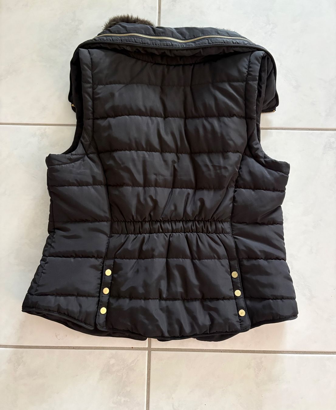 H&M Gilet & Giacche senza maniche: Weste von H&M Grösse M – Usato da Wangen ZH venduto da pink28 1
