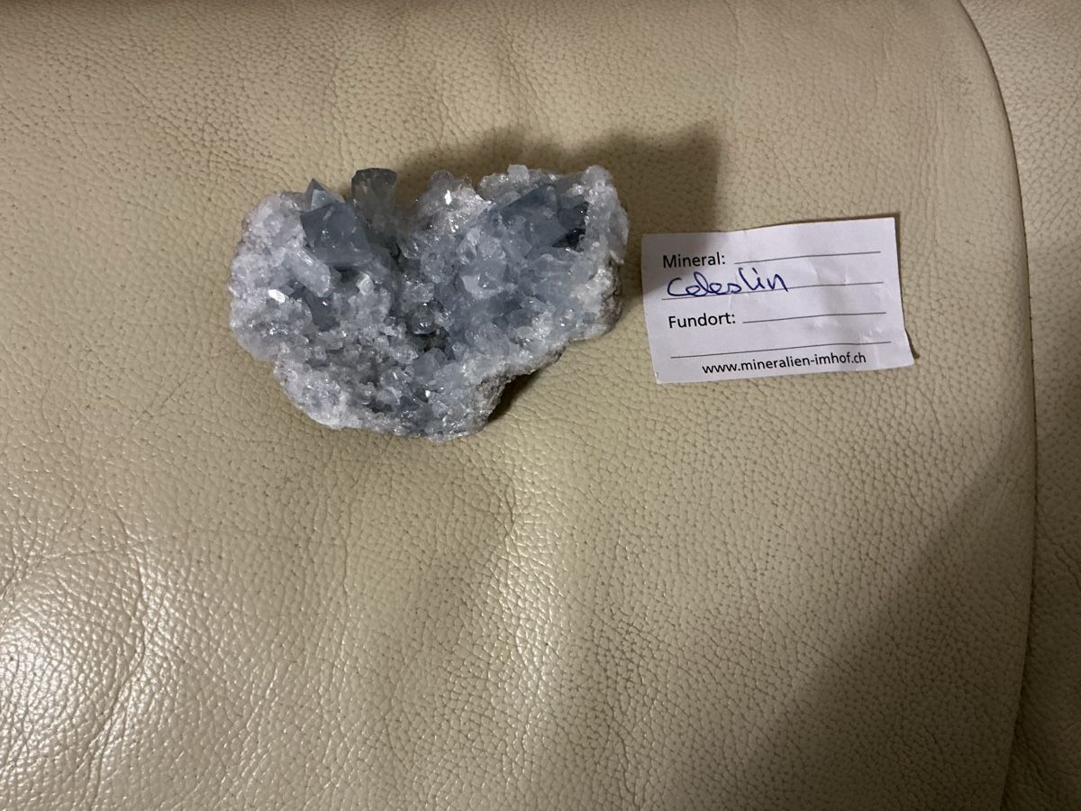 Edelsteine: Celestin stand aus kanton wallis. – Neu und originalverpackt aus Schmerikon von SihanaD