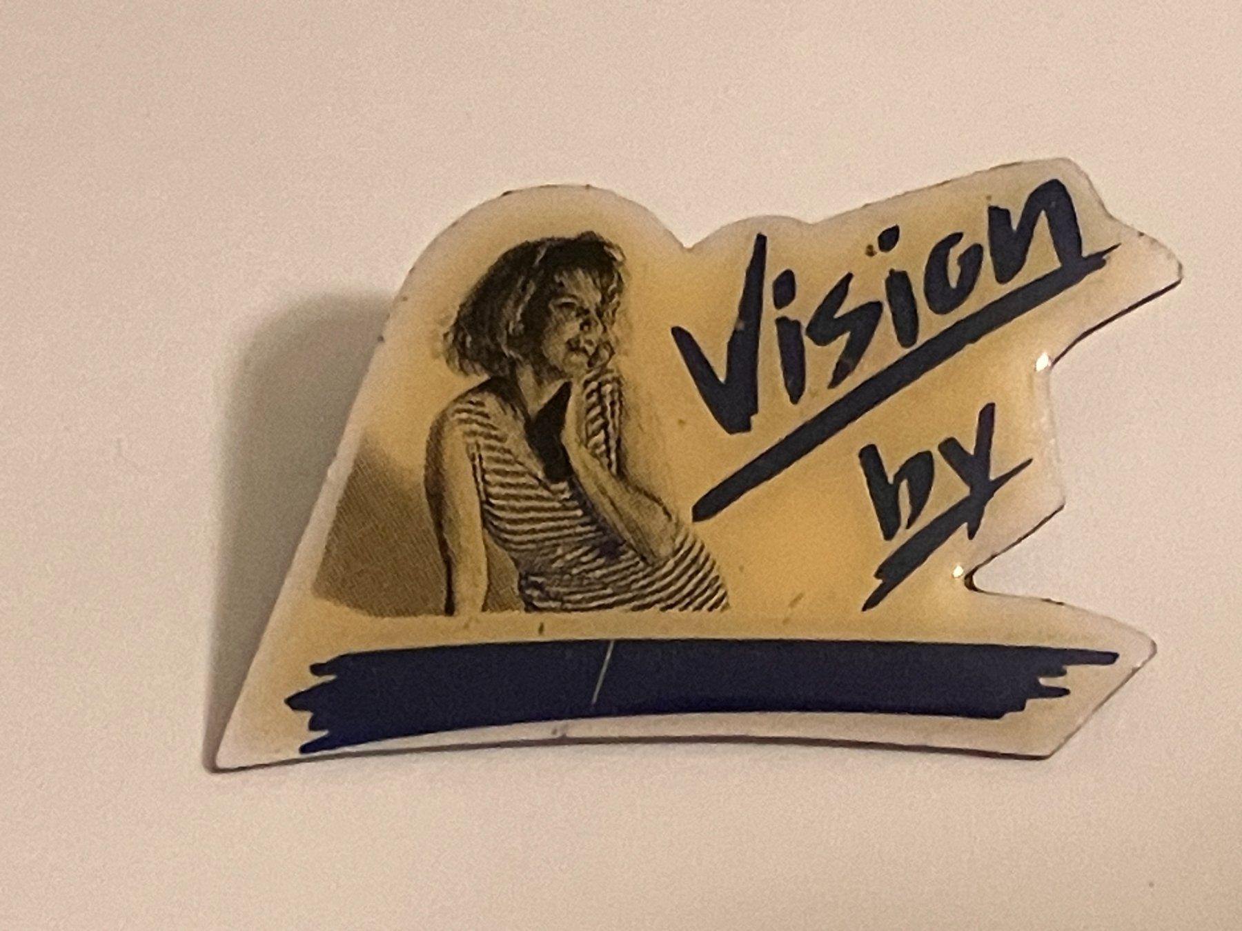 Placchette & Badge: 1 Pin Vision by – Usato da Basel venduto da djwwpp