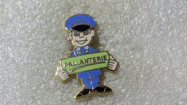 Ansteckpin 169: Pallanterie