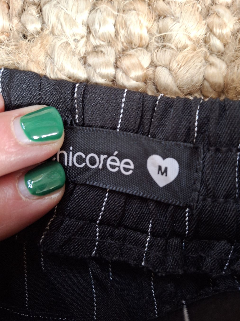 Pantaloni: Pantalon rayé noir M – Usato da Lausanne venduto da Cognitia 1