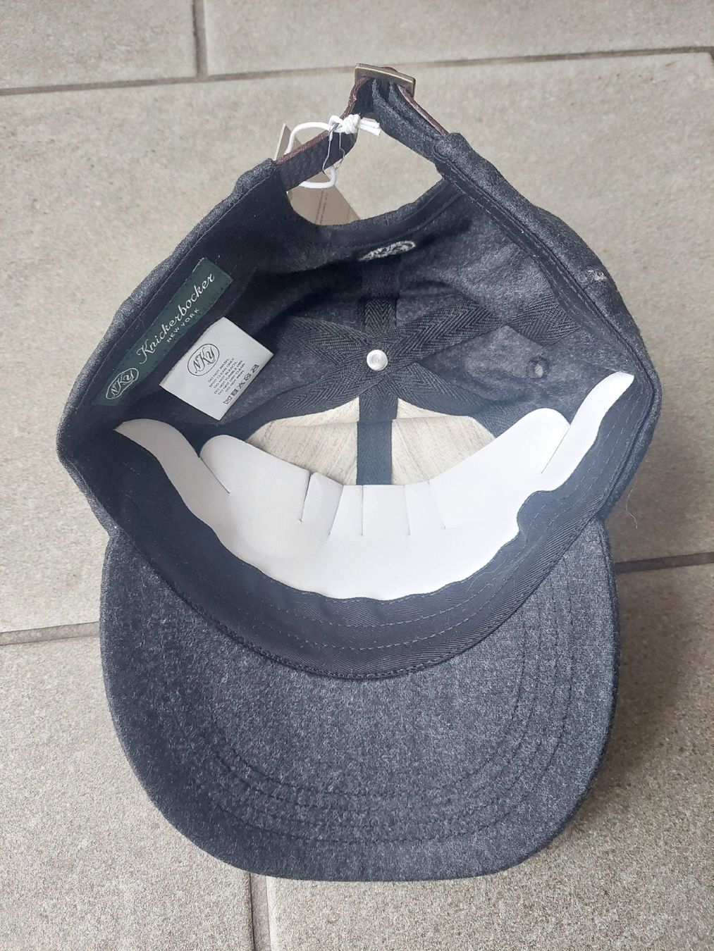 Hüte, Mützen & Caps: knickerbocker NYC virgin wool cap – Neu und originalverpackt aus Renens VD von Cycyvintage 1