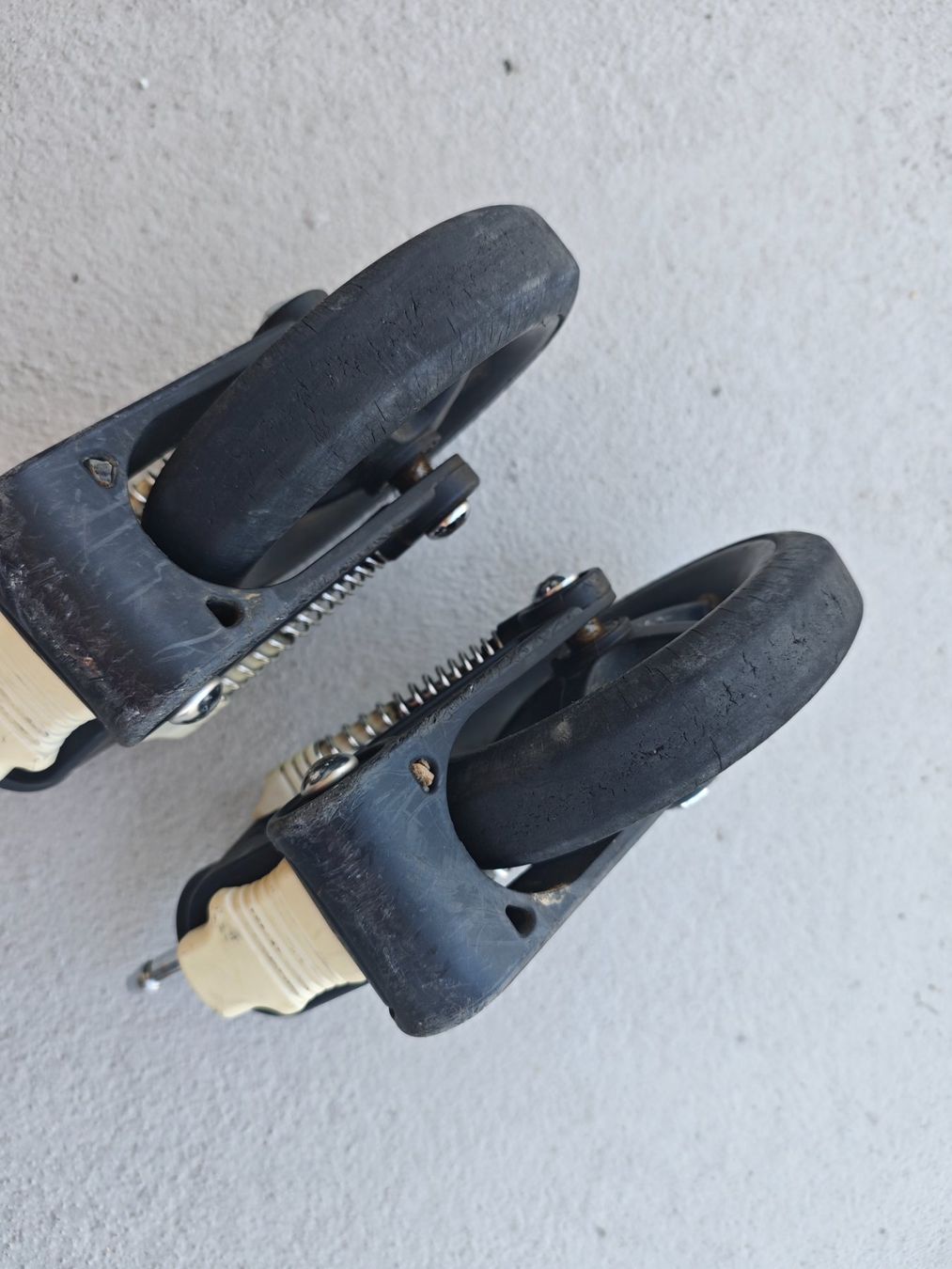 Pneumatici & Ruote complete: Bugaboo Cameleon Vorderräder – Usato da Zug venduto da ors37 3