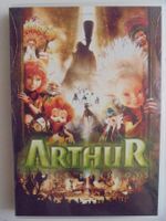 Arthur et les Minimoys / en français + english.très bon état