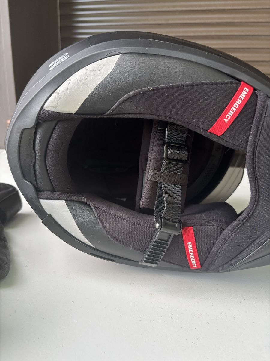 Caschi & visiere: Casque et gants de moto – Nuovo (secondo la descrizione) da Prangins venduto da Rodard8 3