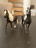 Schleich Pferde Set zwei braune Figuren guter Zustand