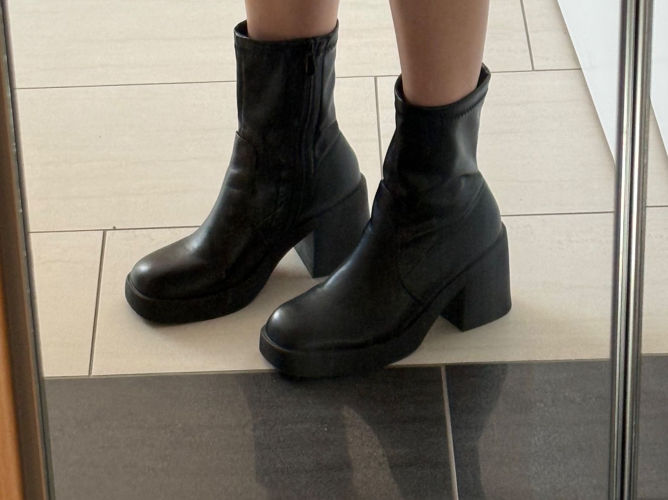 Scarpe da donna: Stivaletti neri di pelle – Nuovo (secondo la descrizione) da Losone venduto da AriCol1512 1