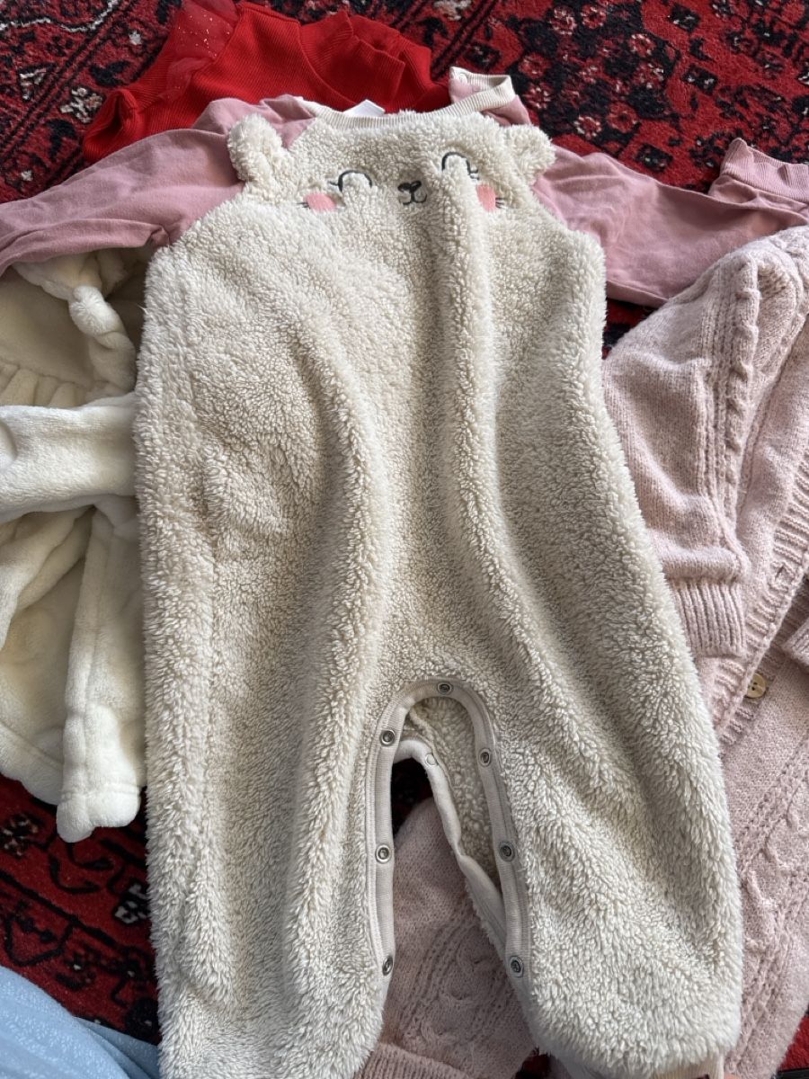 Kleiderpakete & -sets: Mädchen kleider set 74/80 – Gebraucht aus Biglen von goz_h8dv 1