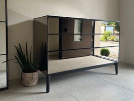Made.com Konsole aus Dunkel getönt Glas - 3 Schubladen