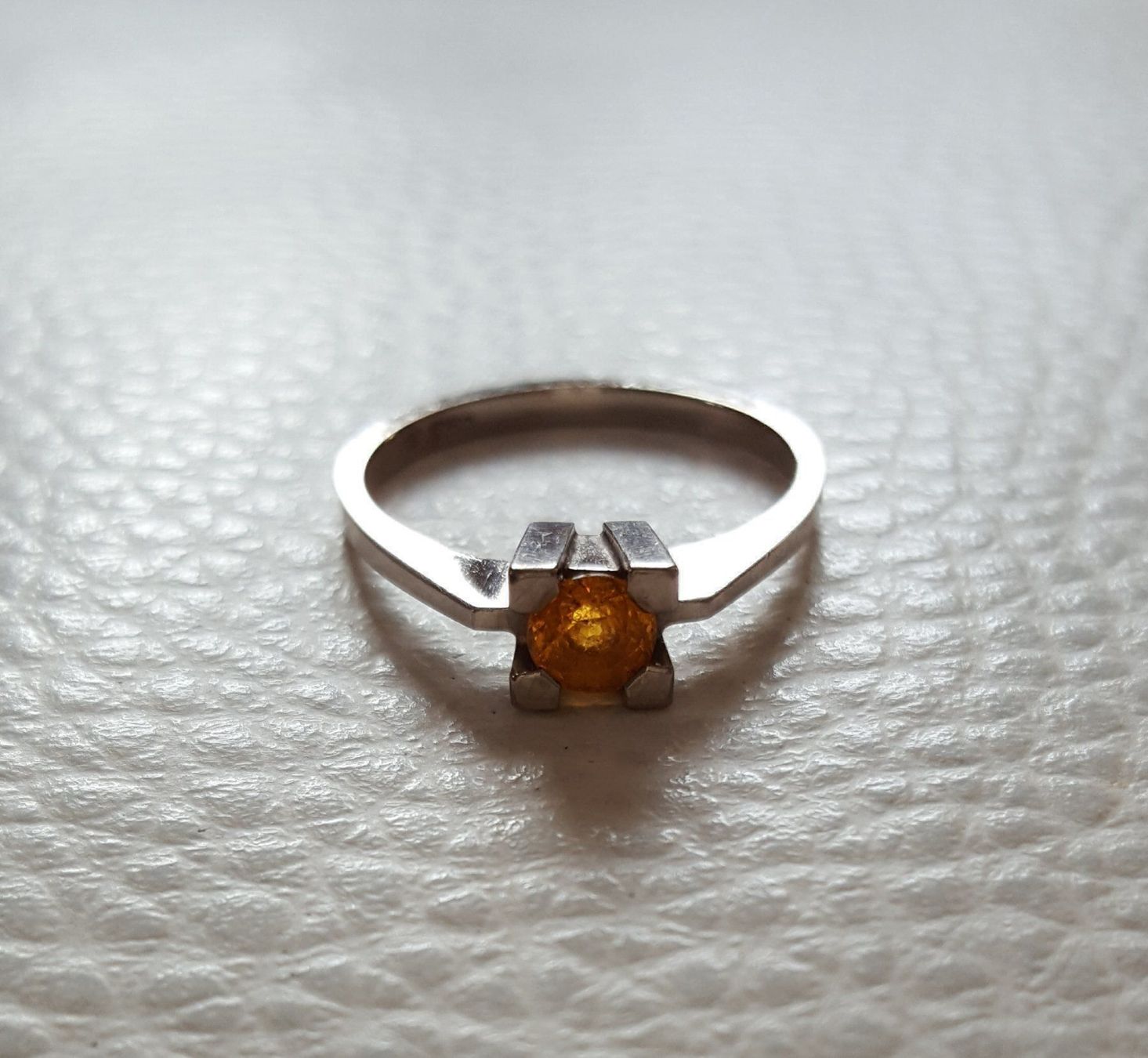 Anelli: 750 Weiss Gold Solitär Ring Mit Stein – Usato da Wald ZH venduto da Dasilver 5