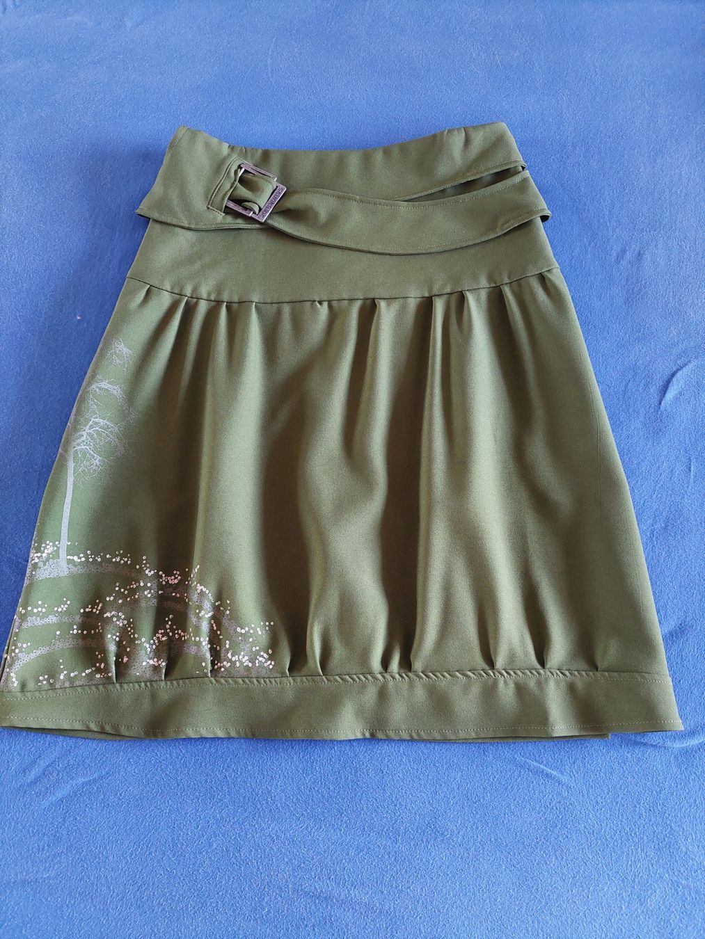 Lotti di vestiti: 4 TEILIGES KLEIDERPAKET GR. 38 – Usato da Münchenstein venduto da Strupfi 1