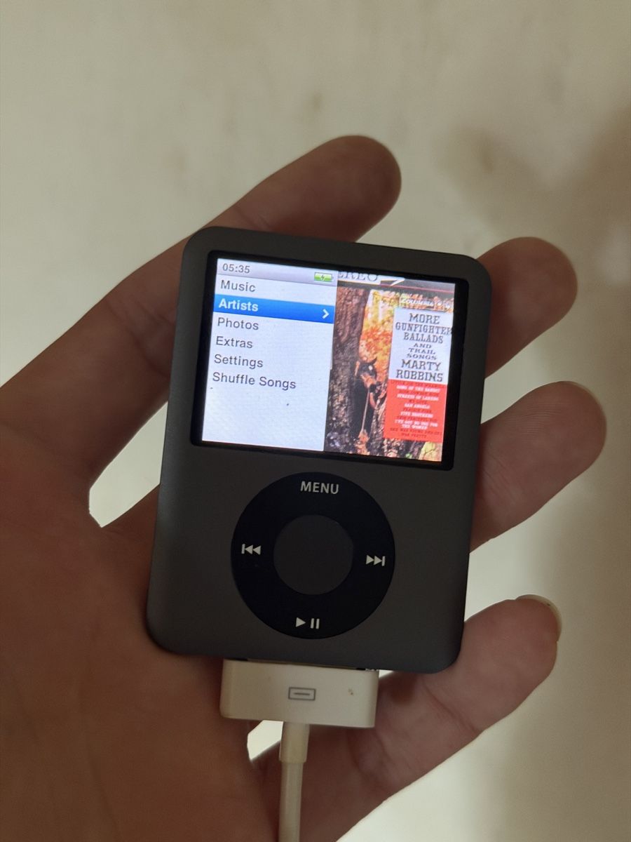 Apple Lettore multimediale portatile: iPod nano 3 reconditionné – Nuovo (secondo la descrizione) da Lausanne venduto da loz_5ywk 2