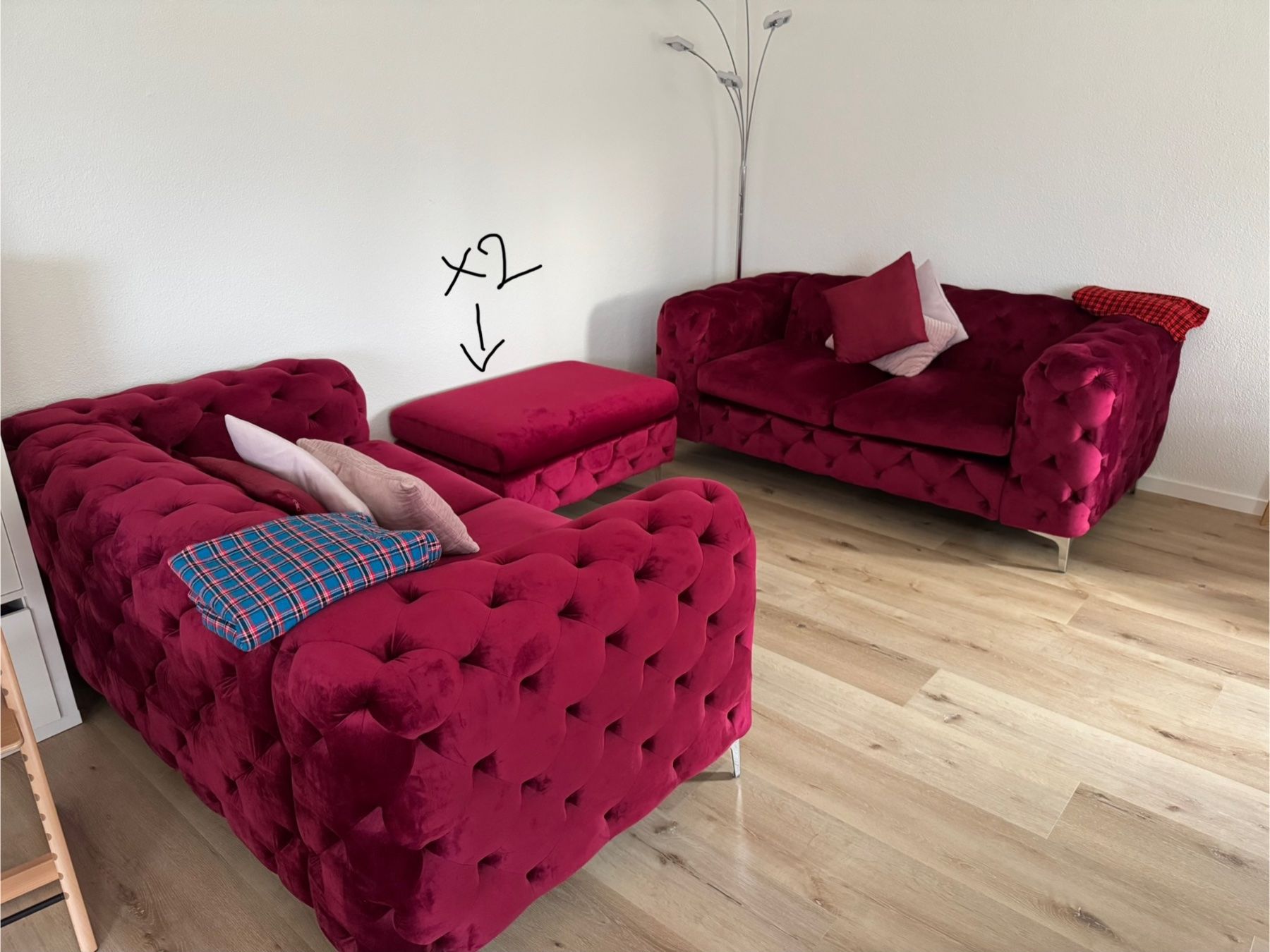 Divani: Chesterfield sofa x1 + 1 pouf – Usato da Zollikon venduto da Marsat25