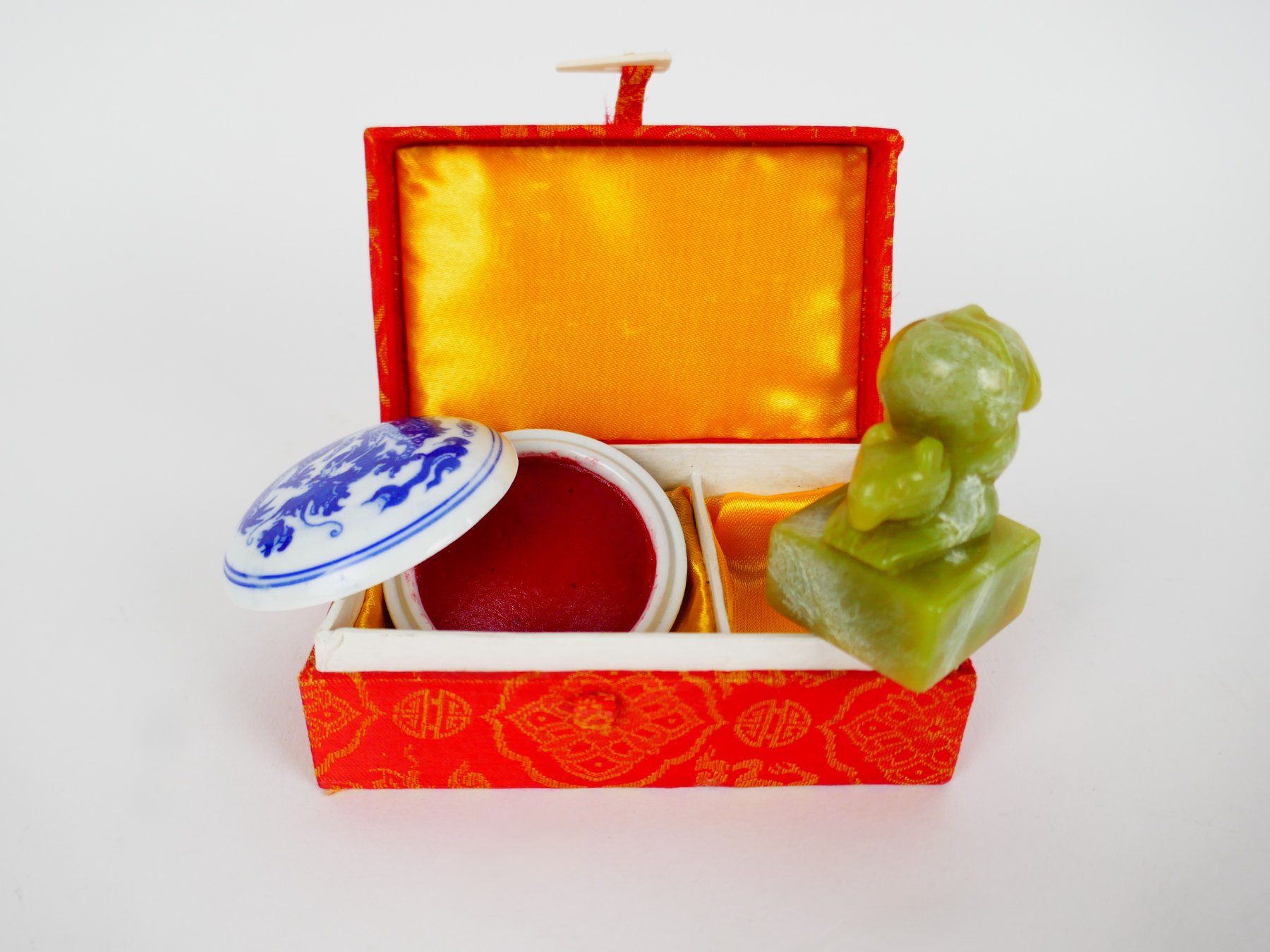Tutte le decorazioni: Asiatisches Souvenirset – Usato da Urtenen-Schönbühl venduto da Restwert_Schoenbuehl